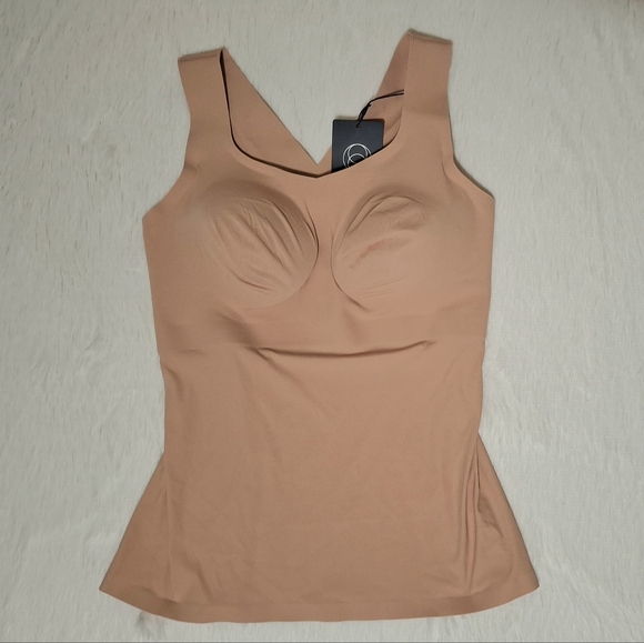 Evelyn & Bobbie Defy Bra Tank - Picture 2 of 3